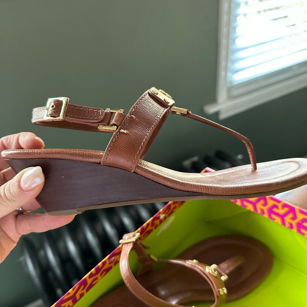 Tory burch sandals